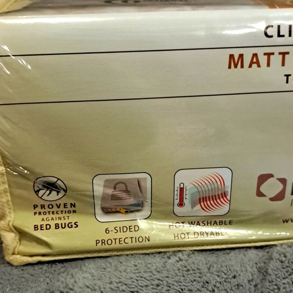 0520 Fabrictech Mattress Protector